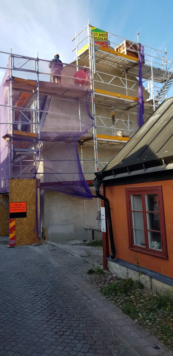 Arbeten pågår för fullt med att renovera Skölden 6 på Södra murgatan 11 Arbeten pågår för fullt med att renovera Skölden 6 på Södra murgatan 13